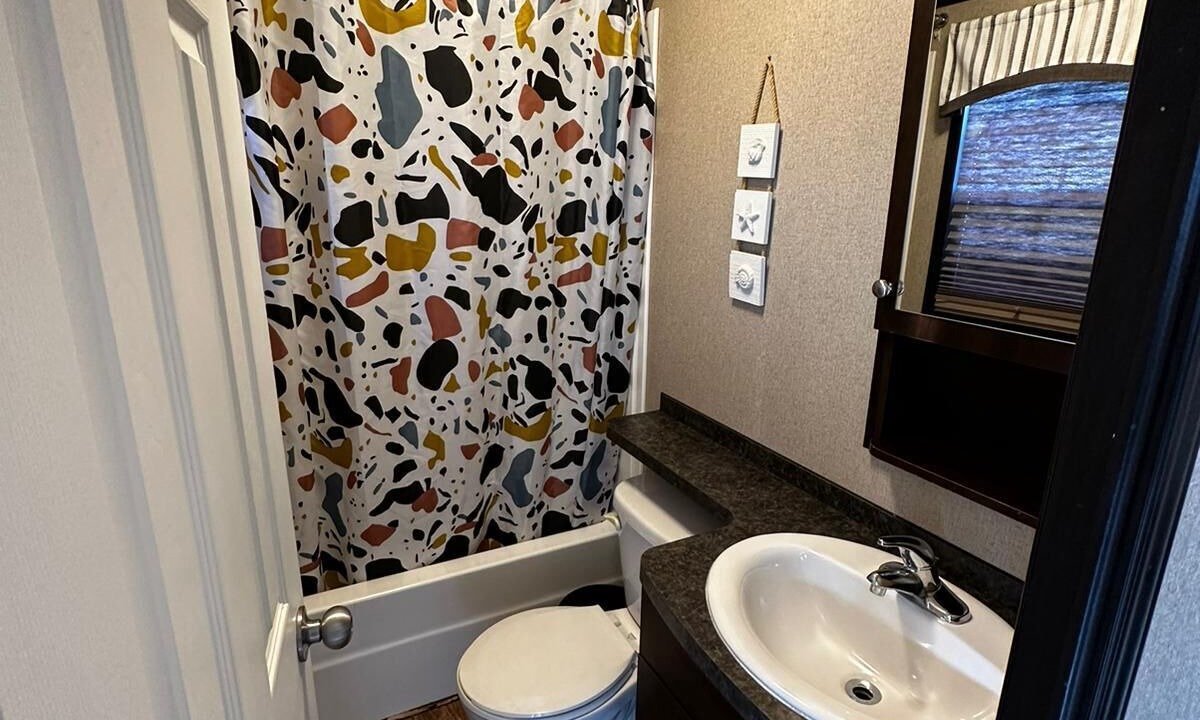 Photo of Bathroom in Virgil
