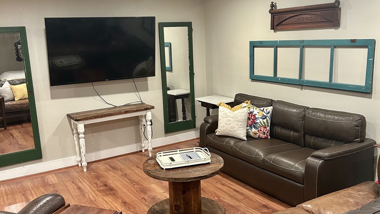 Photo of Livingroom in Forney