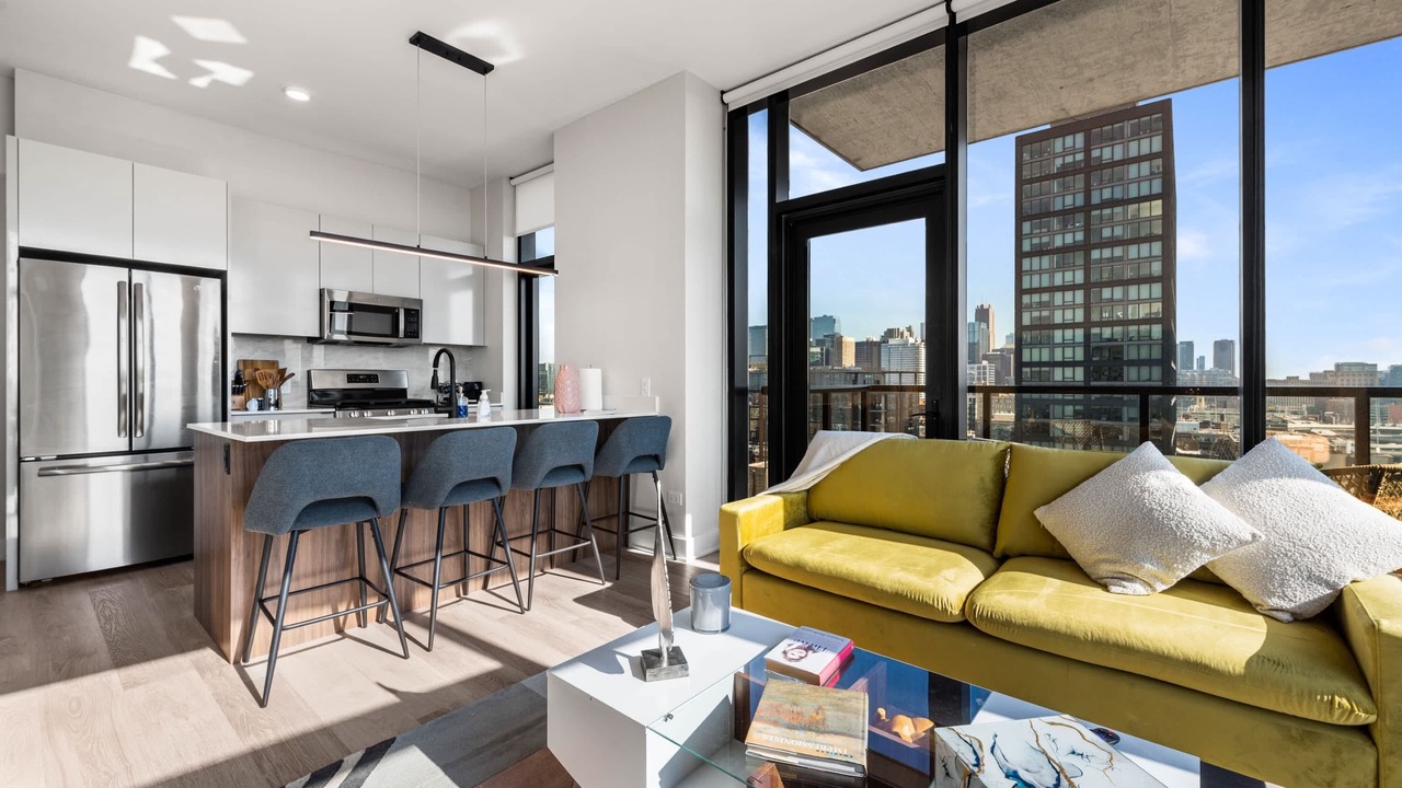 Photo of Livingroom in West Loop