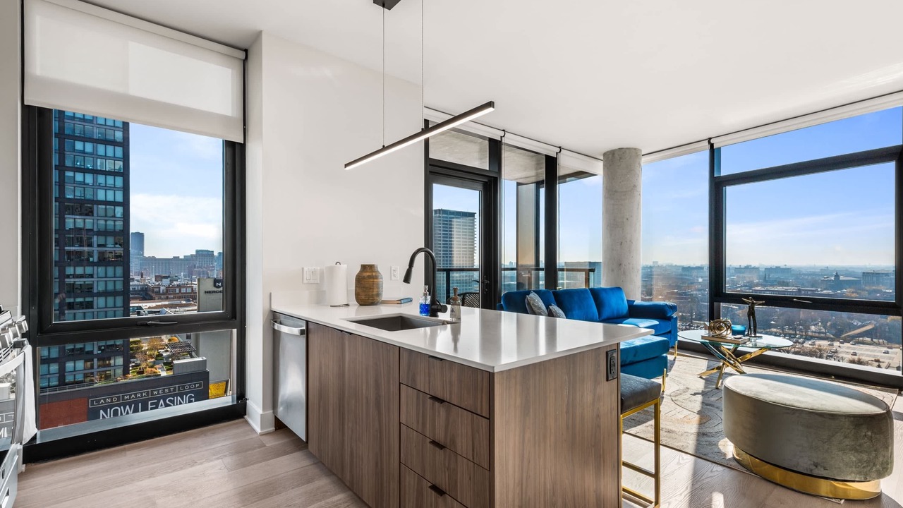 Photo of Others in West Loop