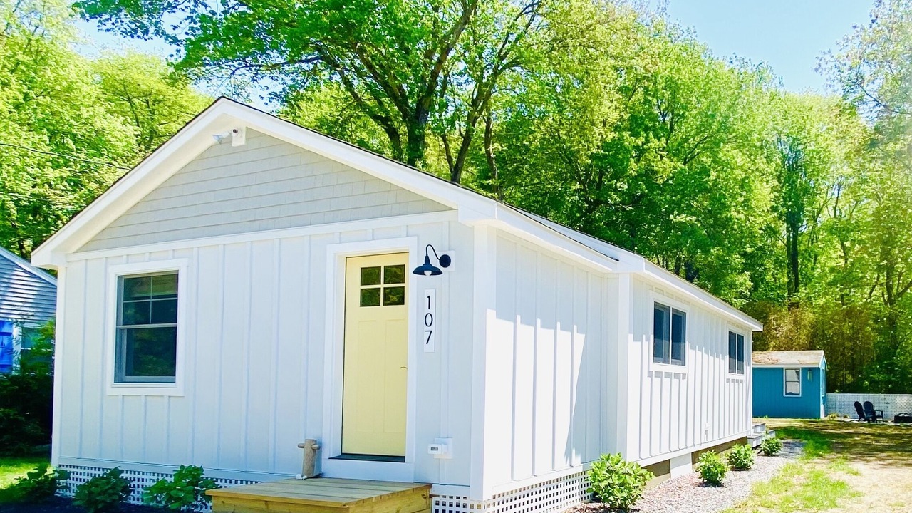 Photo of Outdoor in Jamestown Shores