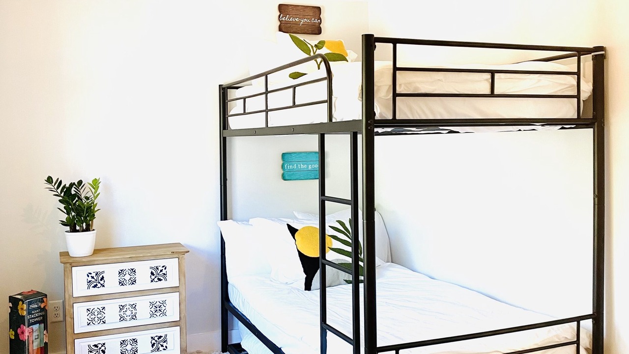 Photo of Bedroom in Jamestown Shores