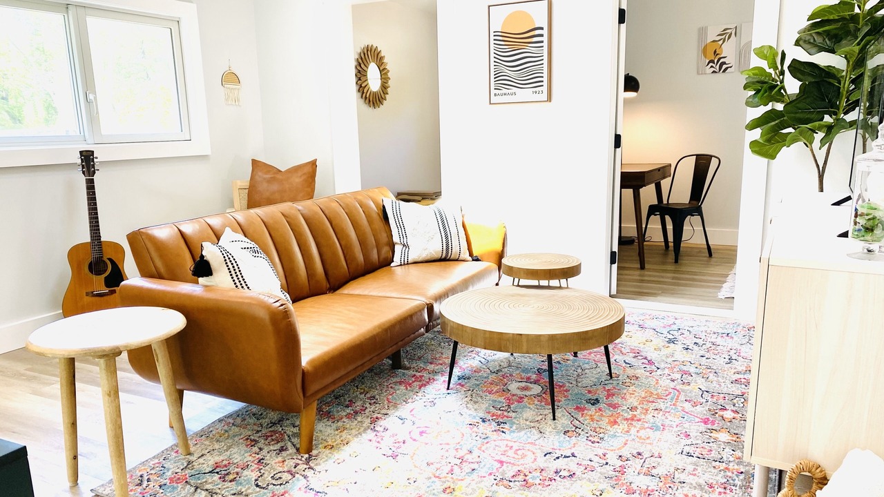 Photo of Livingroom in Jamestown Shores