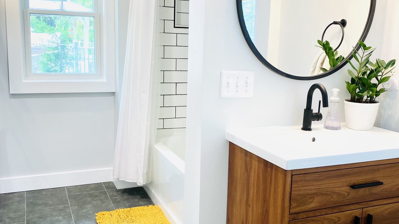 Photo of Bathroom in Jamestown Shores