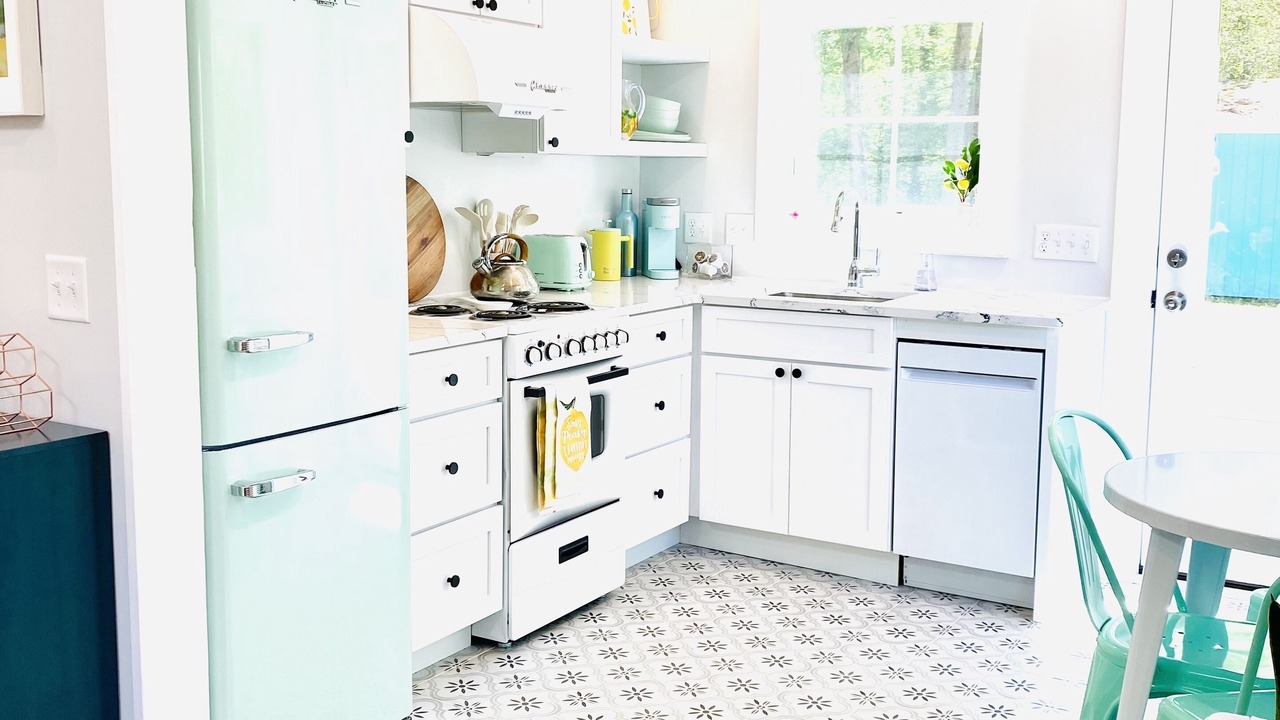 Photo of Kitchen in Jamestown Shores