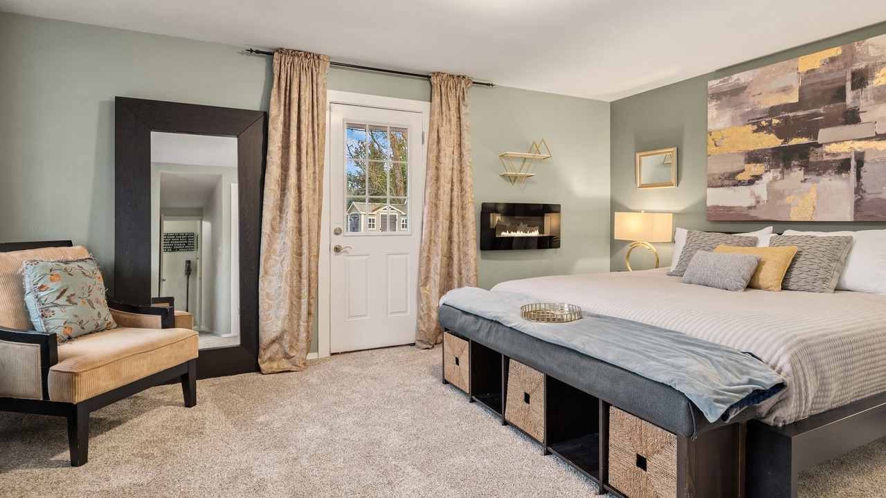 Photo of Bedroom in Three Tree Point