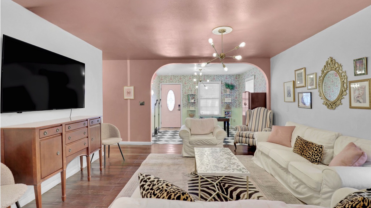 Photo of Livingroom in Eastside Promise Neighborhood