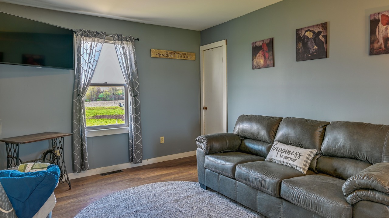 Photo of Livingroom in Sprout Brook
