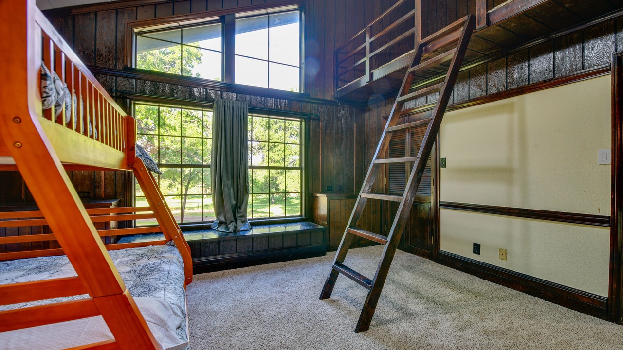 Photo of Bedroom in Pilot Point