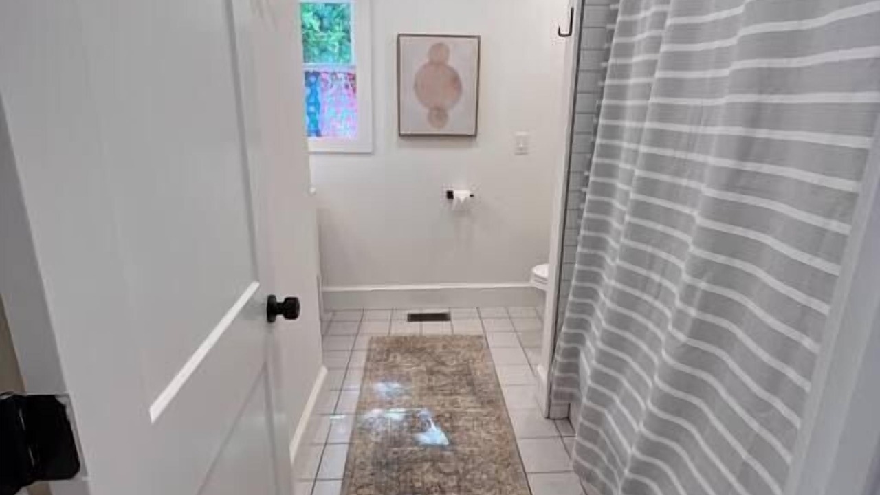 Photo of Bathroom in Jefferson