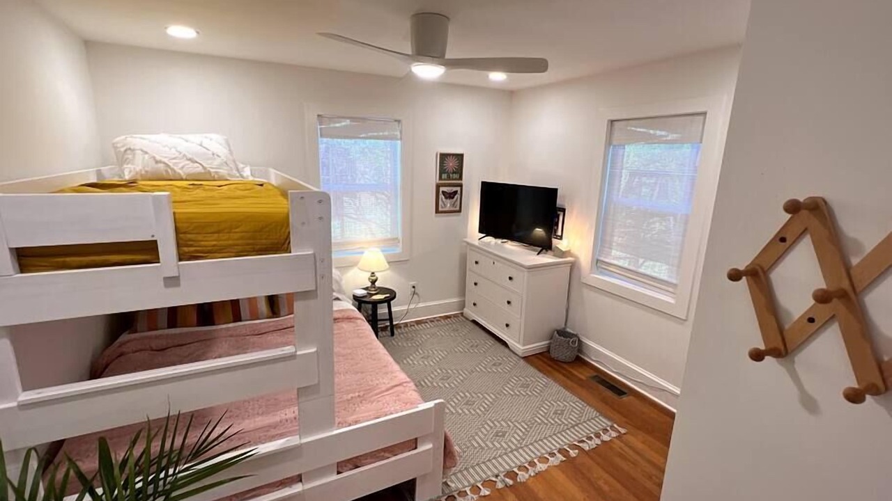 Photo of Others in Jefferson