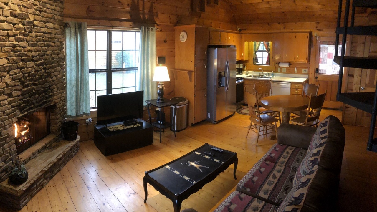 Photo of Livingroom in Sewanee