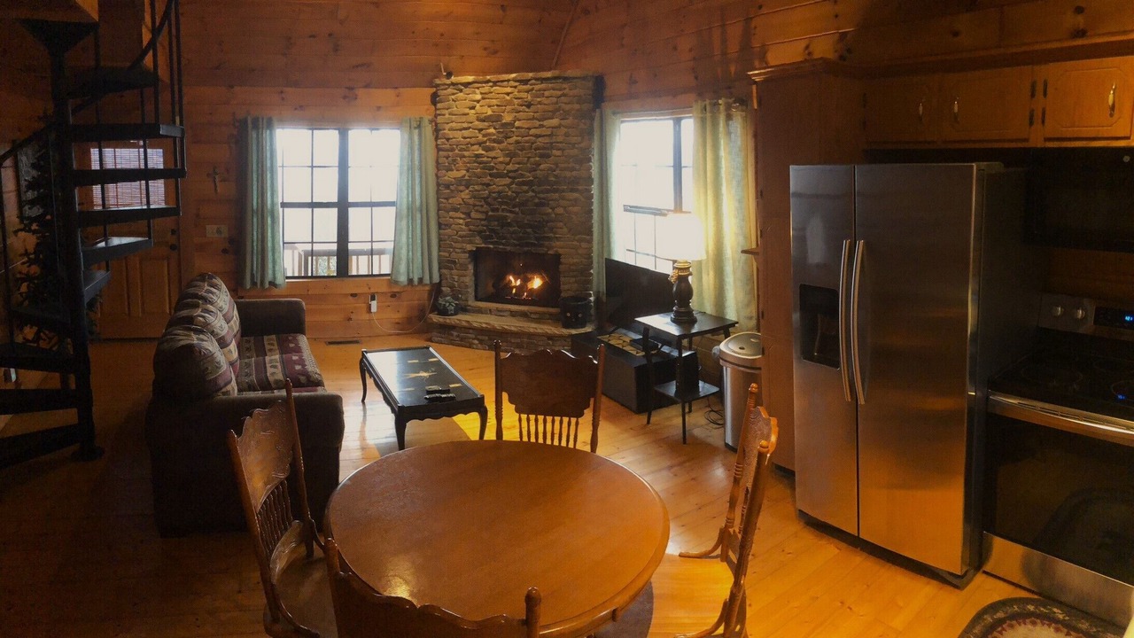 Photo of Livingroom in Sewanee
