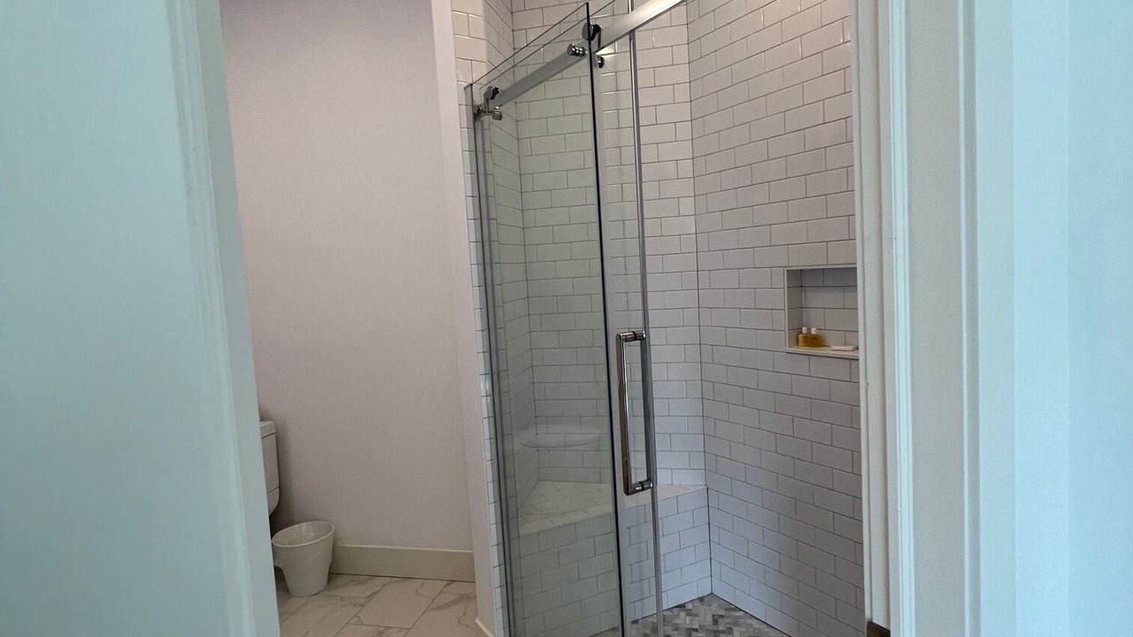 Photo of Bathroom in Little Pond