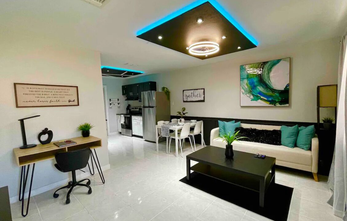 Photo of Livingroom in Eagle Pass