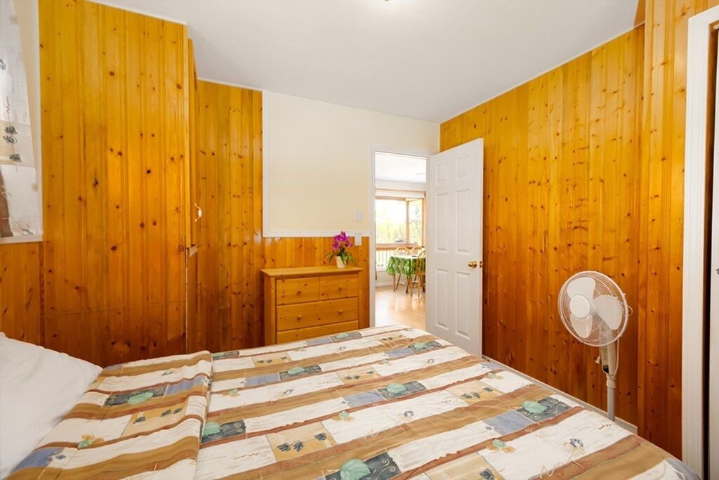 Photo of Bedroom in Brackley Beach