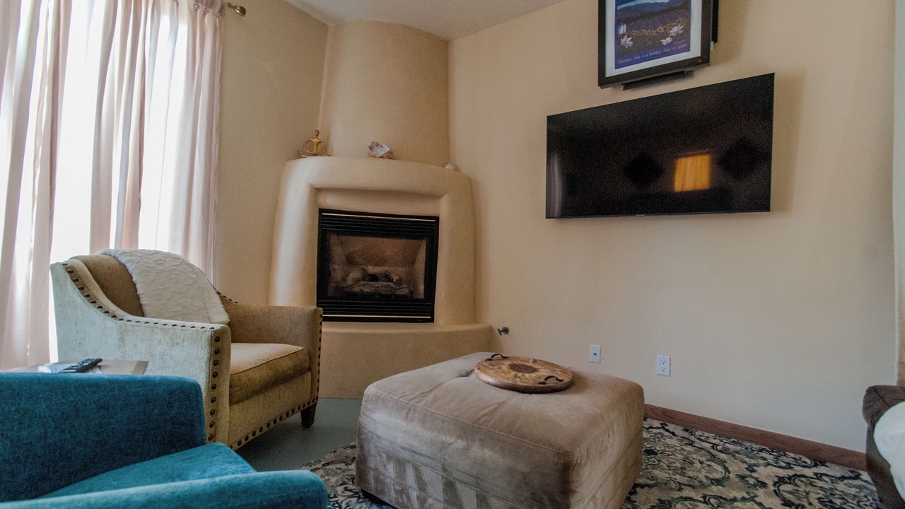 Photo of Livingroom in Los Ranchos de Albuquerque