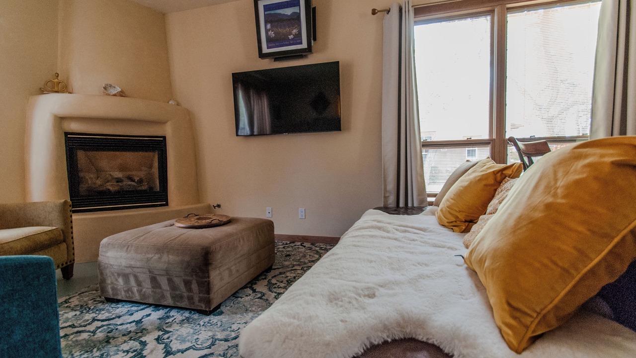 Photo of Livingroom in Los Ranchos de Albuquerque