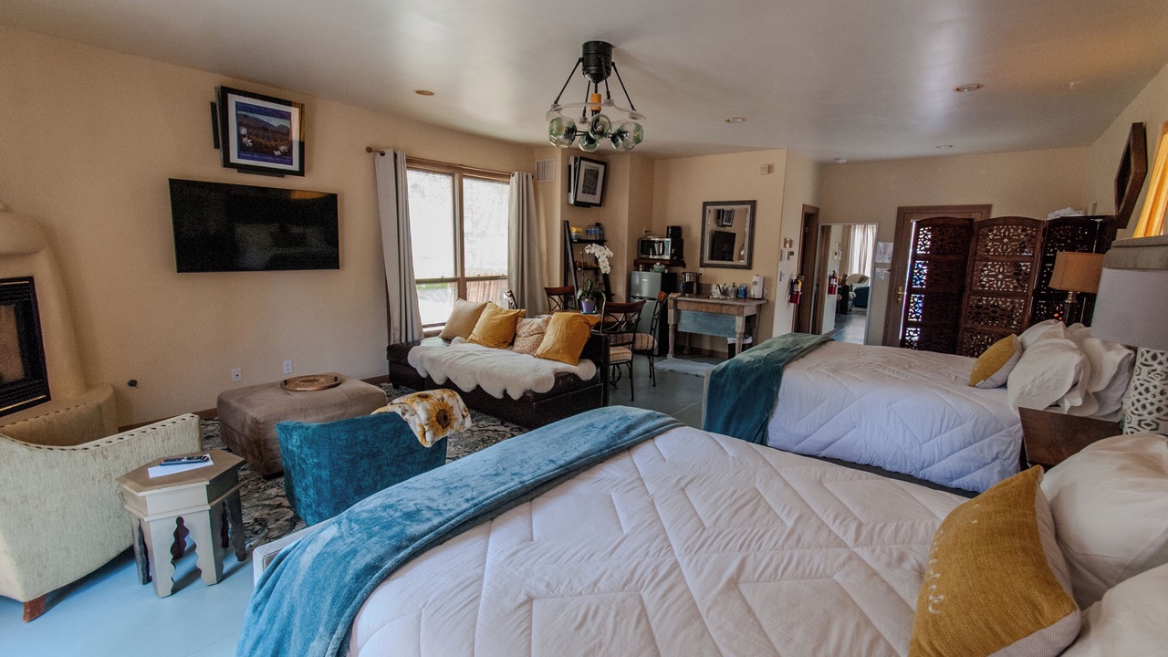 Photo of Bedroom in Los Ranchos de Albuquerque