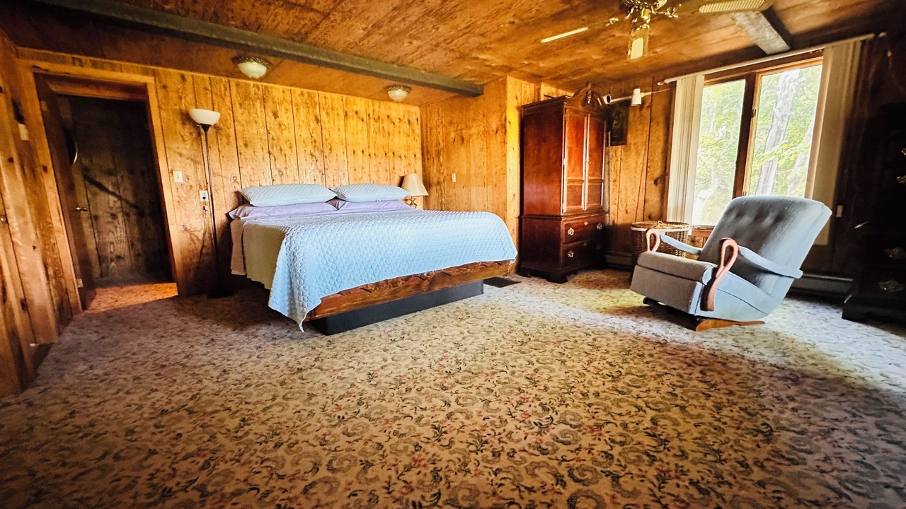 Photo of Bedroom in Mannsville