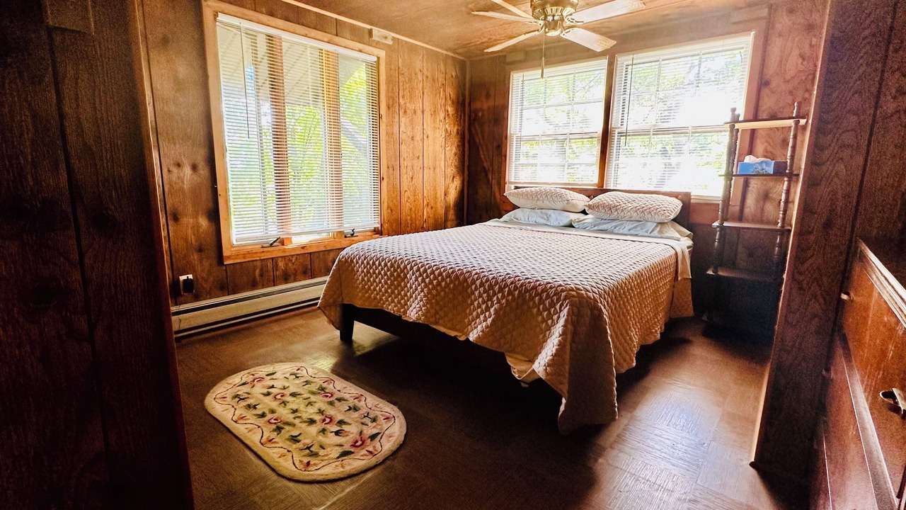 Photo of Bedroom in Mannsville
