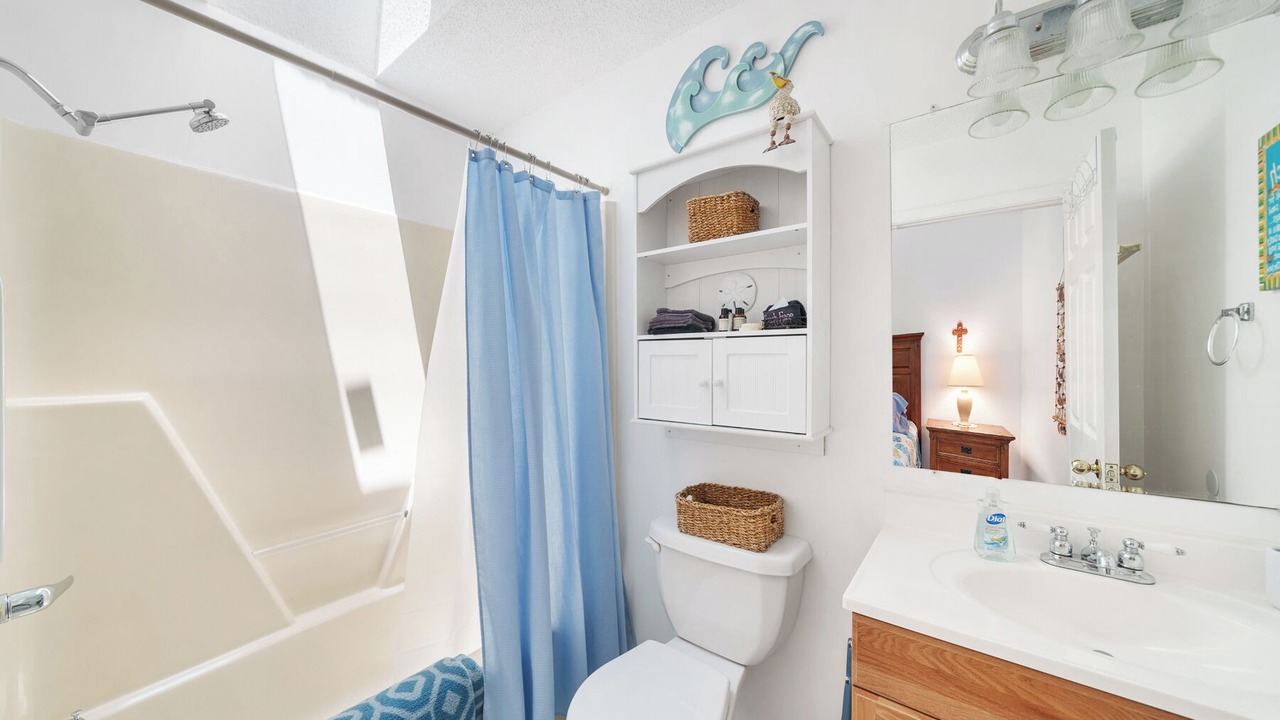 Photo of Bathroom in El Centro Beach