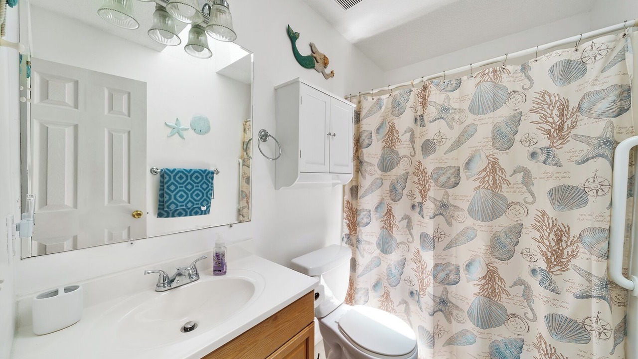 Photo of Bathroom in El Centro Beach