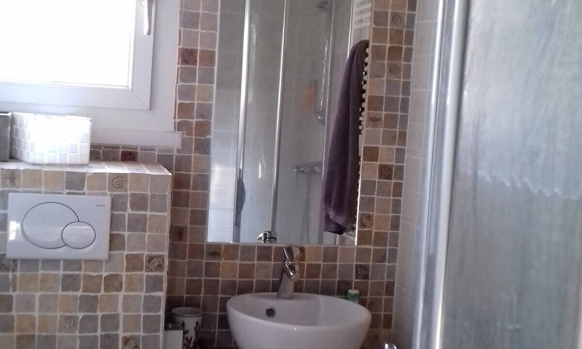 Photo of Bathroom in Tupin-et-Semons