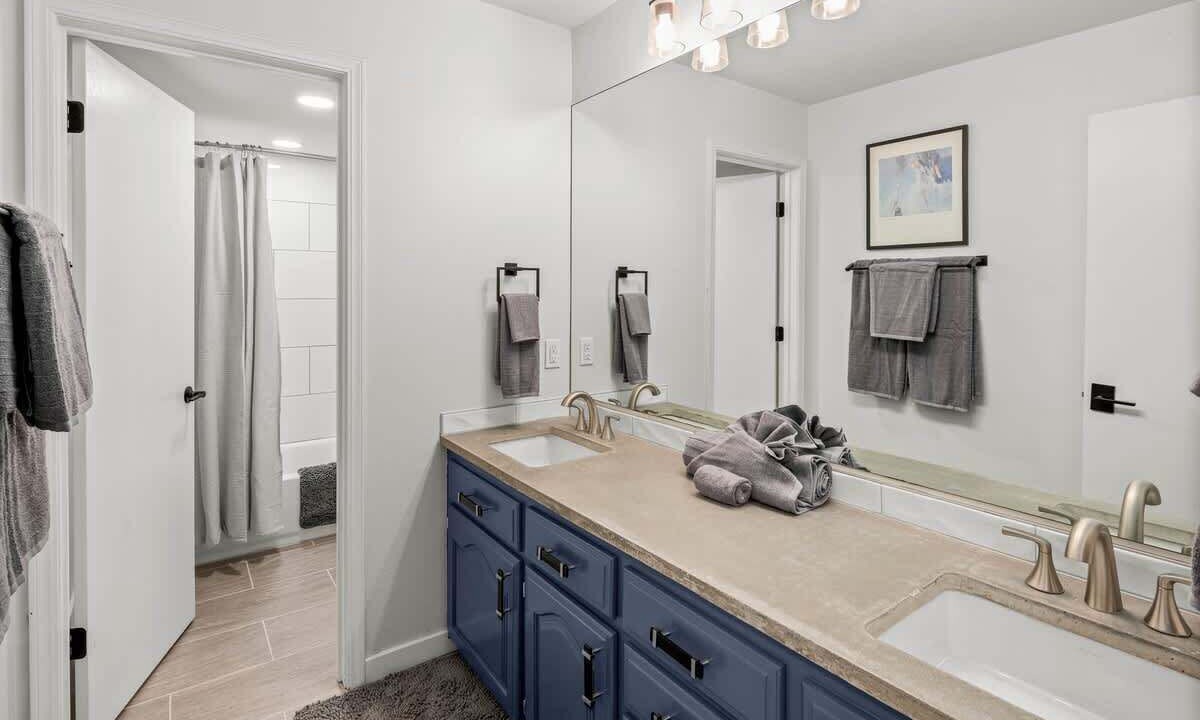 Photo of Bathroom in Bella Vista