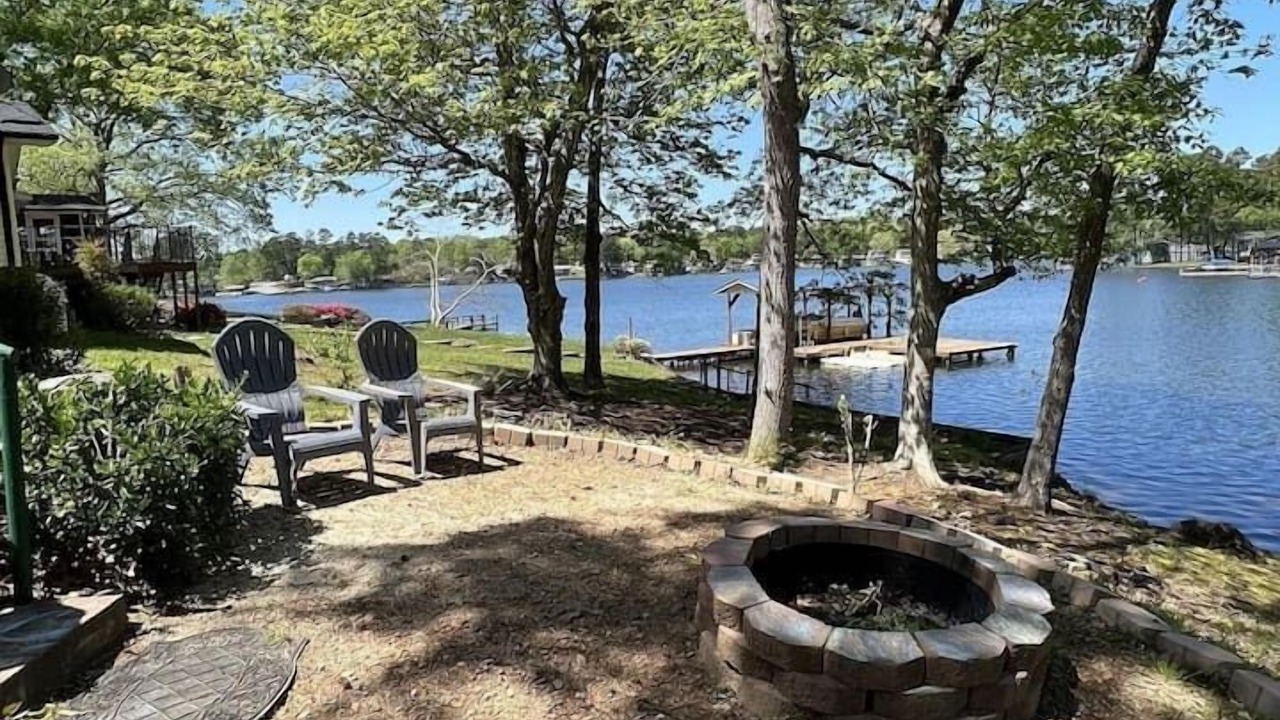 Photo of Outdoor in New London
