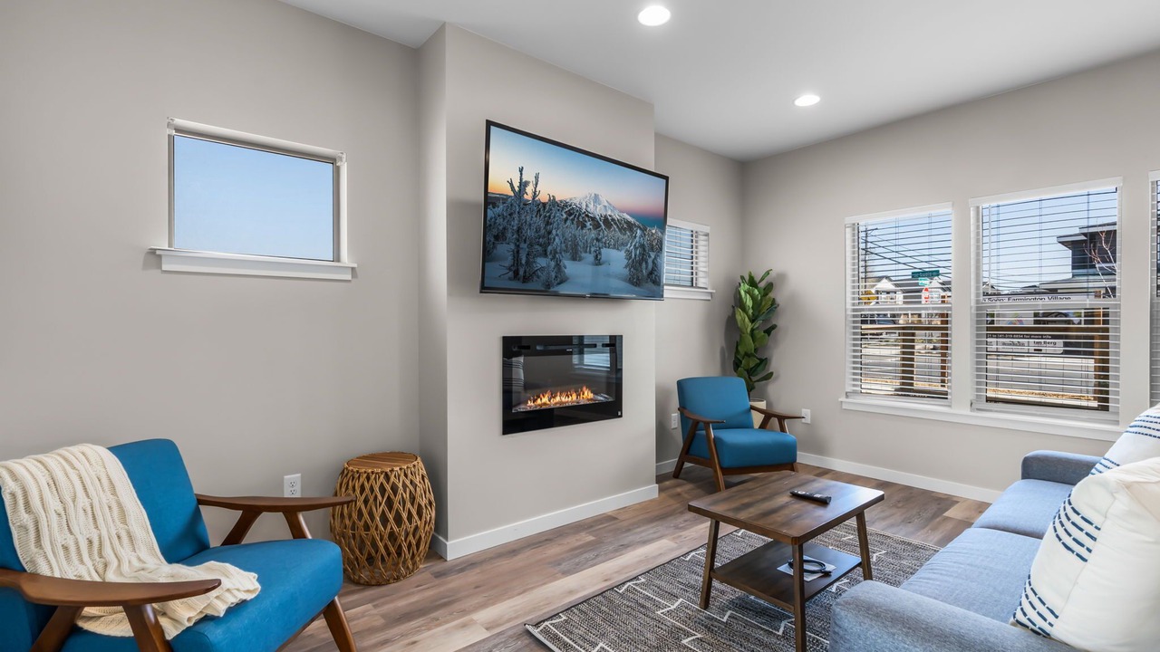 Photo of Livingroom in Old Farm District