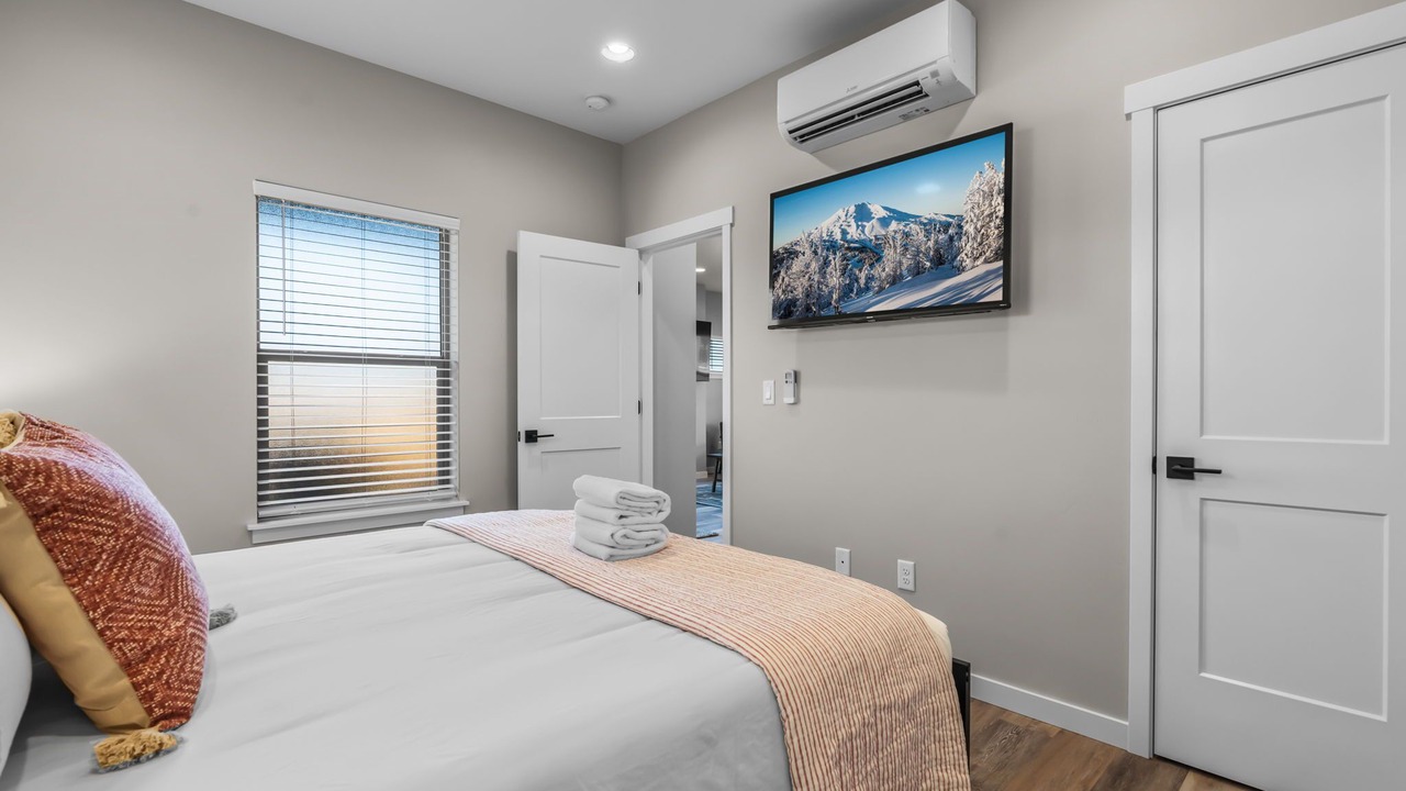 Photo of Bedroom in Old Farm District
