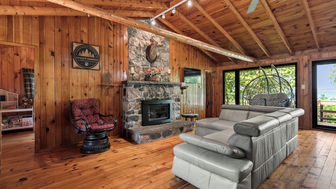 Photo of Livingroom in Tobermory
