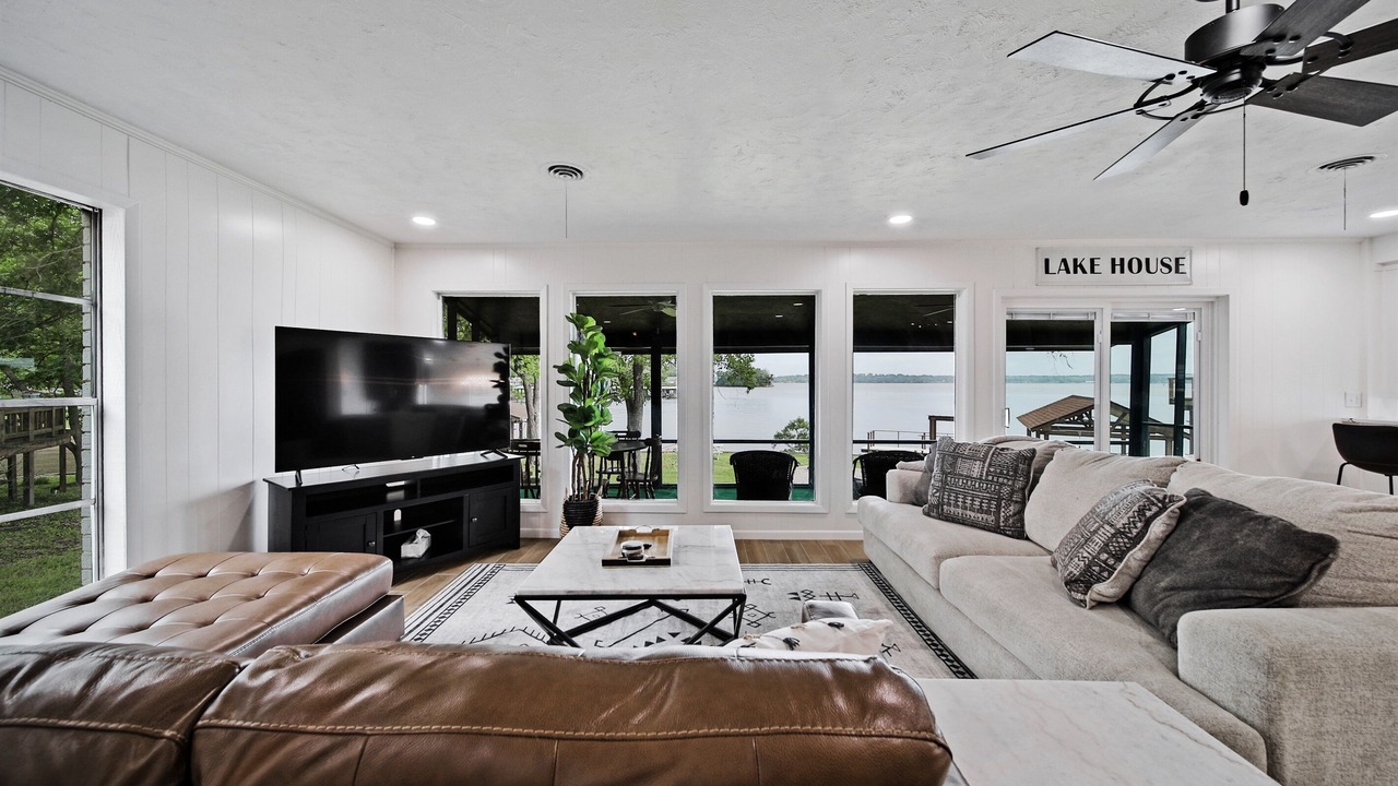 Photo of Livingroom in Trinity