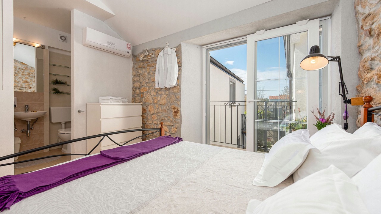 Photo of Bedroom in Nin