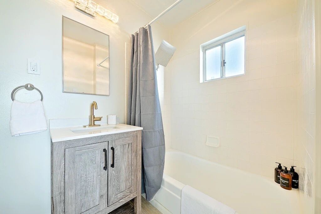 Photo of Bathroom in Ocean Beach
