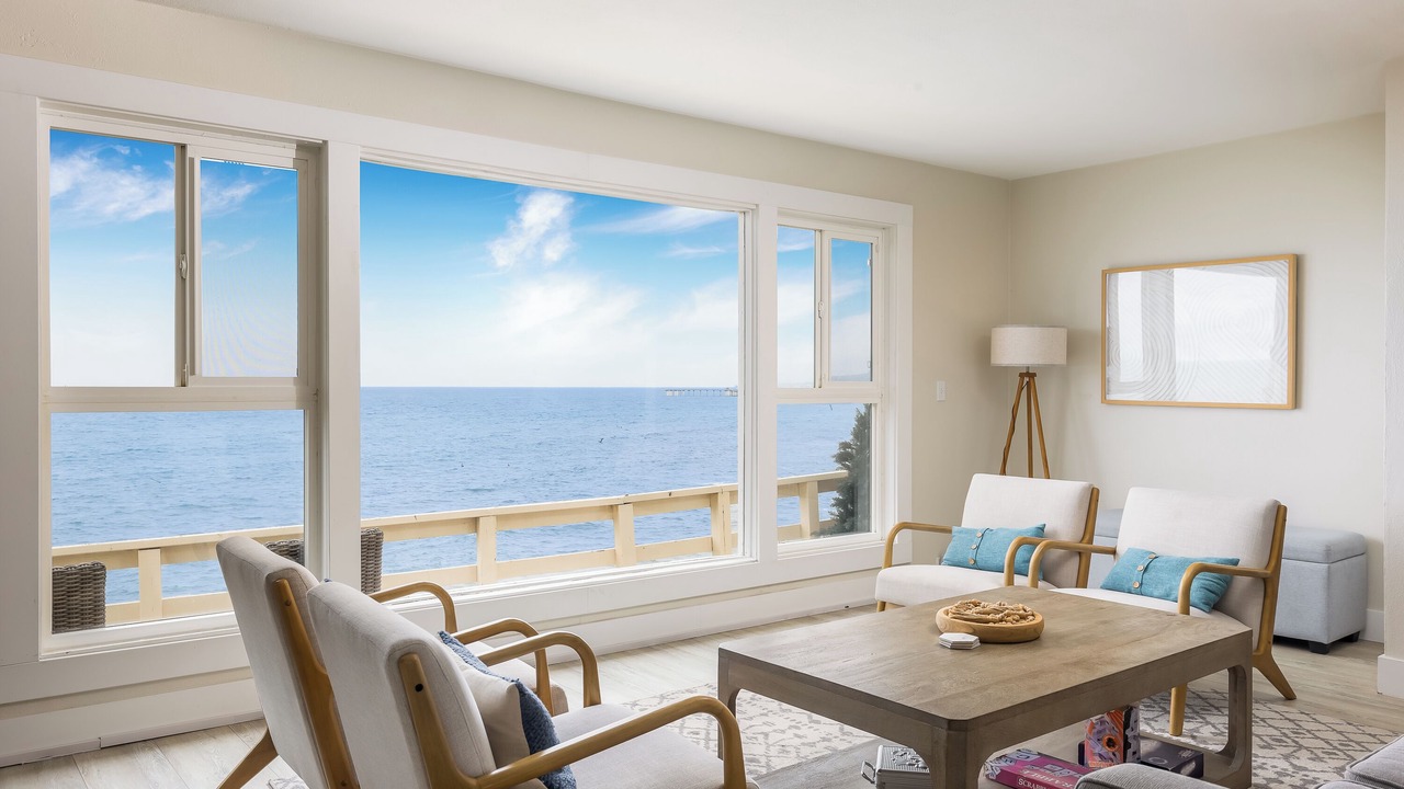 Photo of Livingroom in Ocean Beach