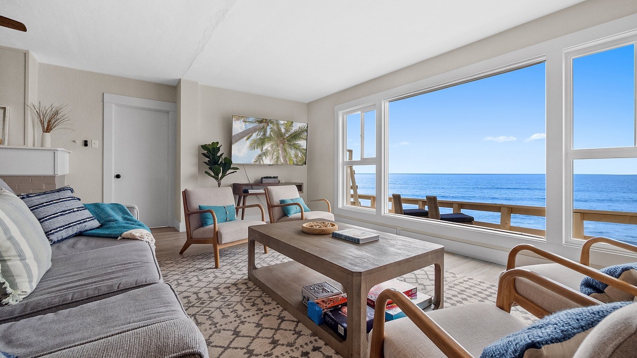 Photo of Livingroom in Ocean Beach