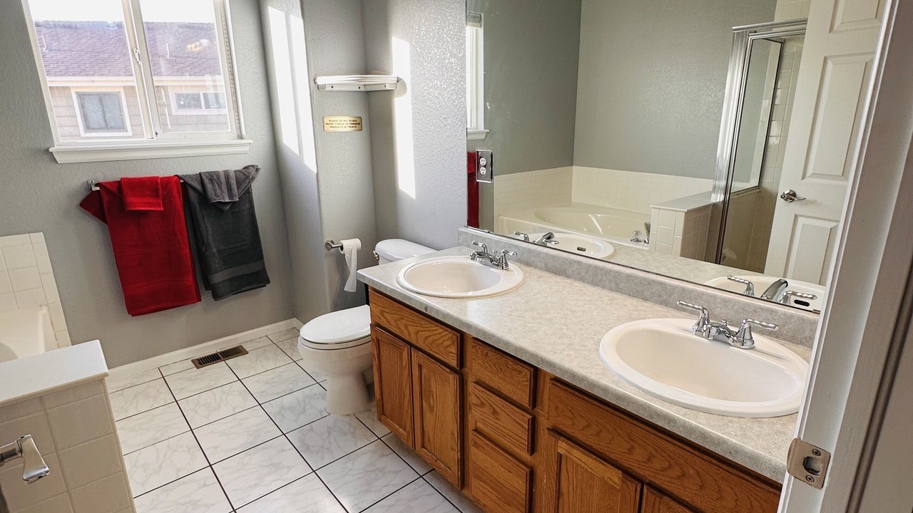 Photo of Bathroom in Centennial