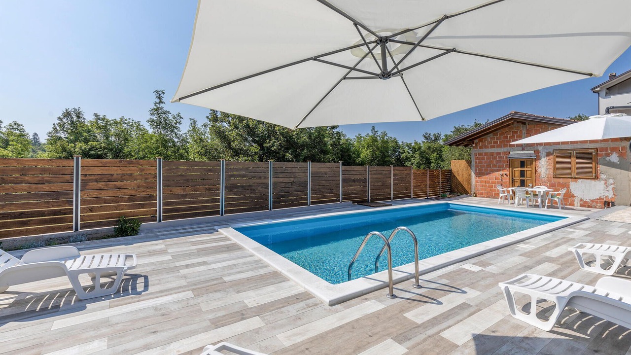 Photo of Outdoor in Klana