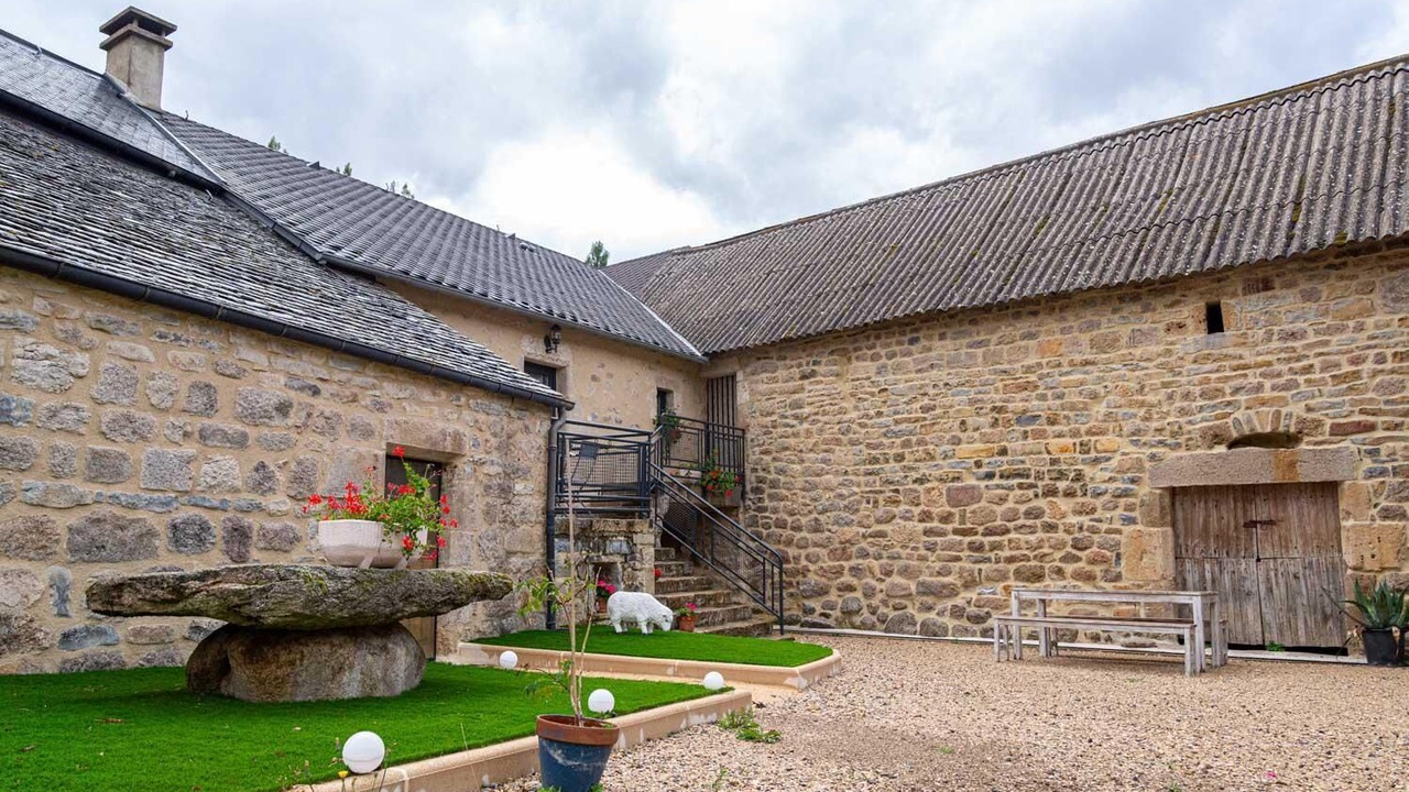 Photo of Outdoor in Saint-Etienne-du-Valdonnez