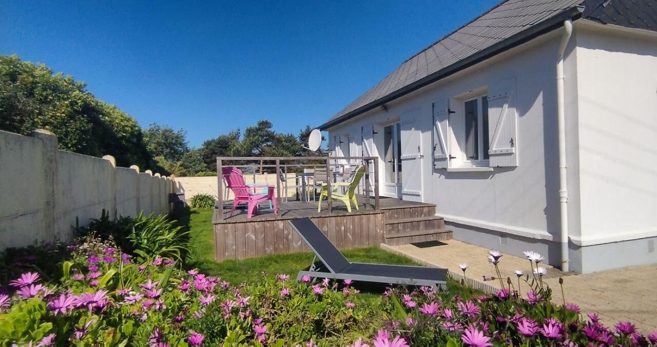 Photo of Patio Balcony in Plougrescant