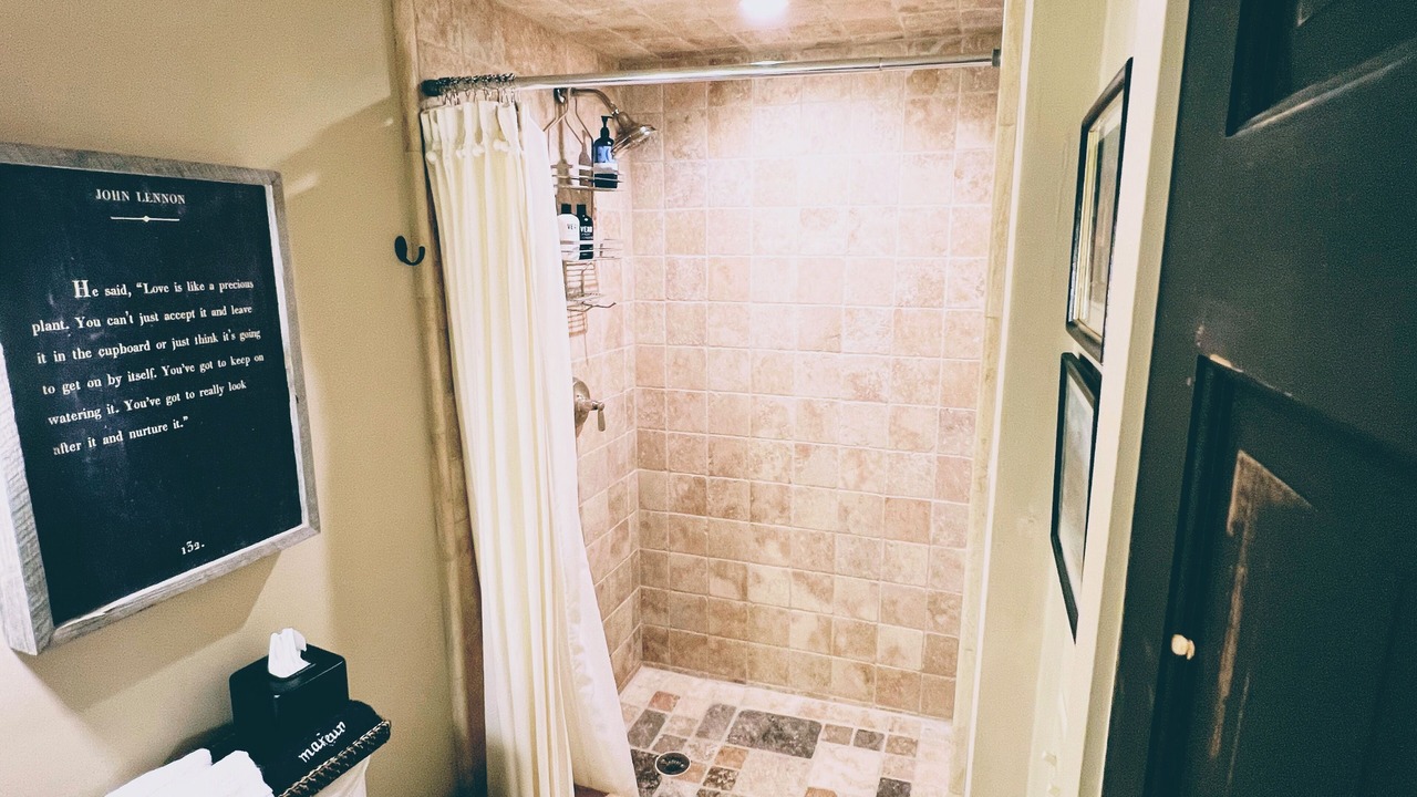 Photo of Bathroom in Galena