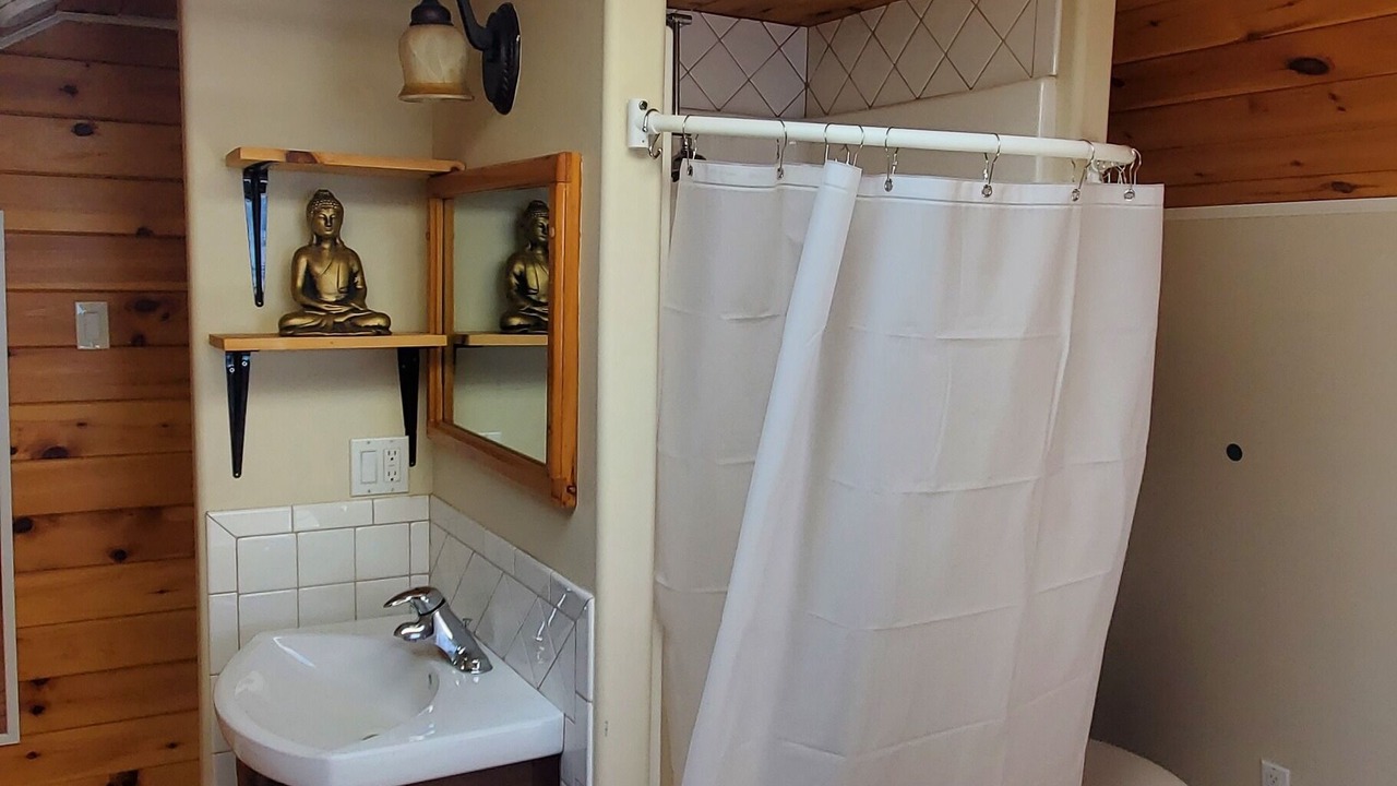 Photo of Bathroom in Bowmanville