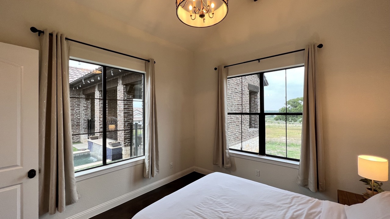 Photo of Bedroom in Springtown