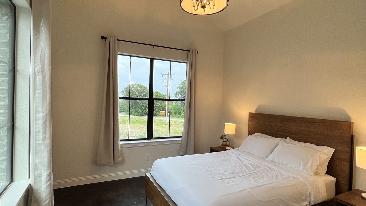 Photo of Bedroom in Springtown