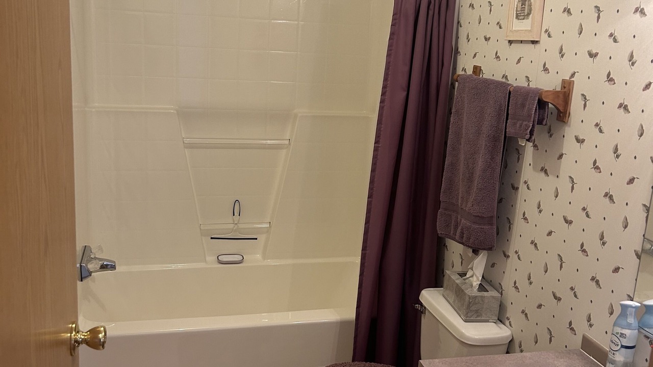 Photo of Bathroom in Duchesne County