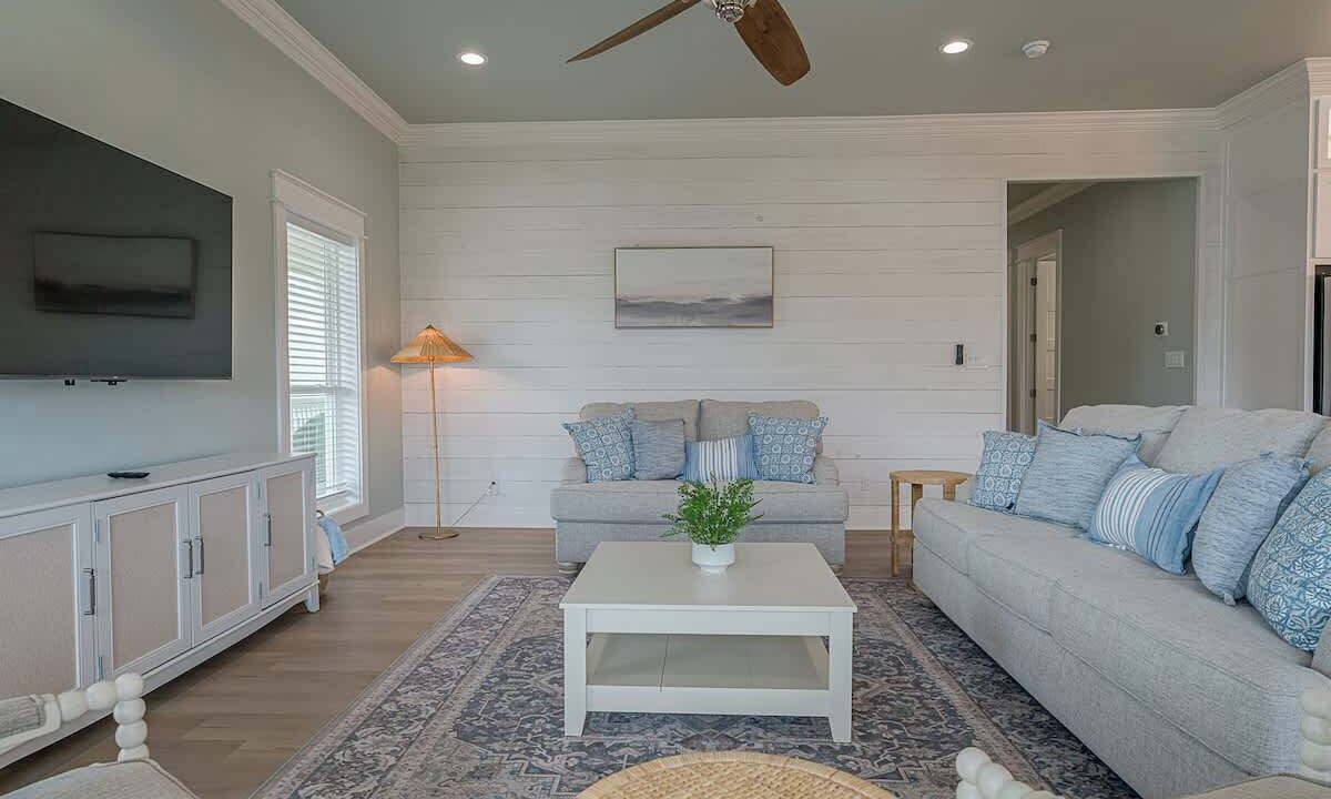 Photo of Livingroom in Crystal Beach