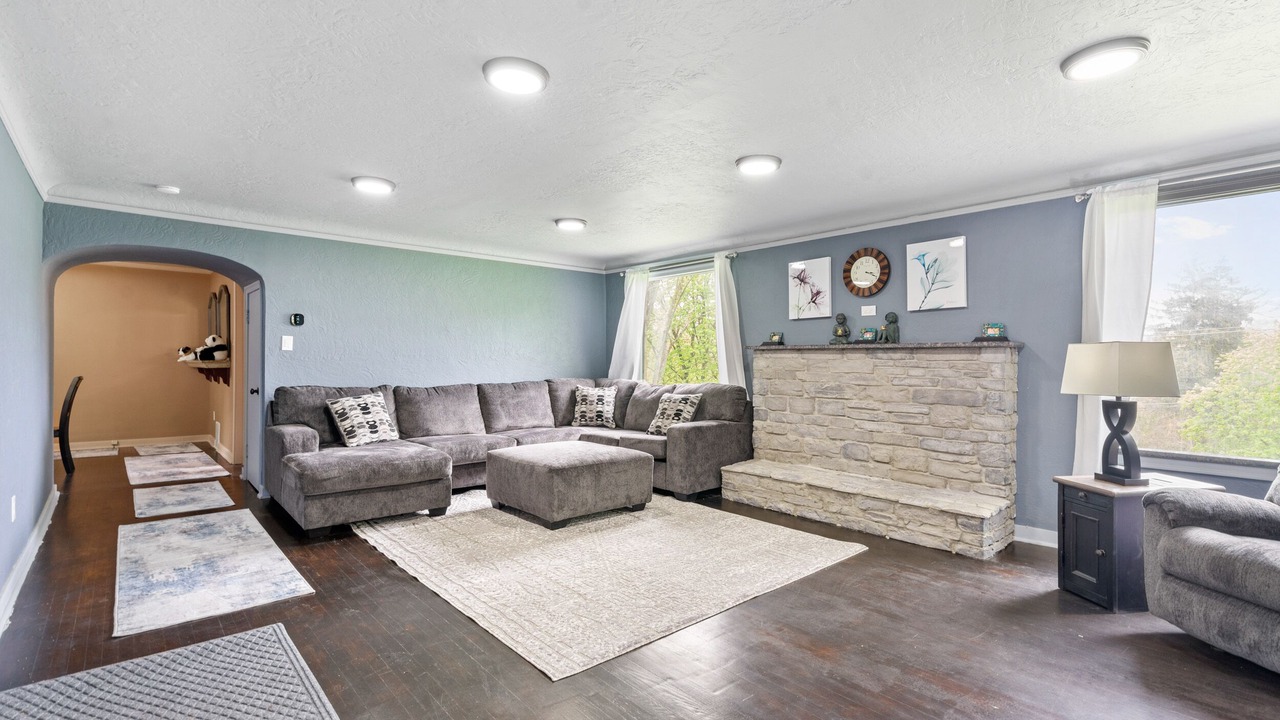 Photo of Livingroom in Bakerstown
