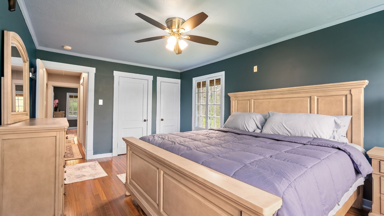 Photo of Bedroom in Bakerstown